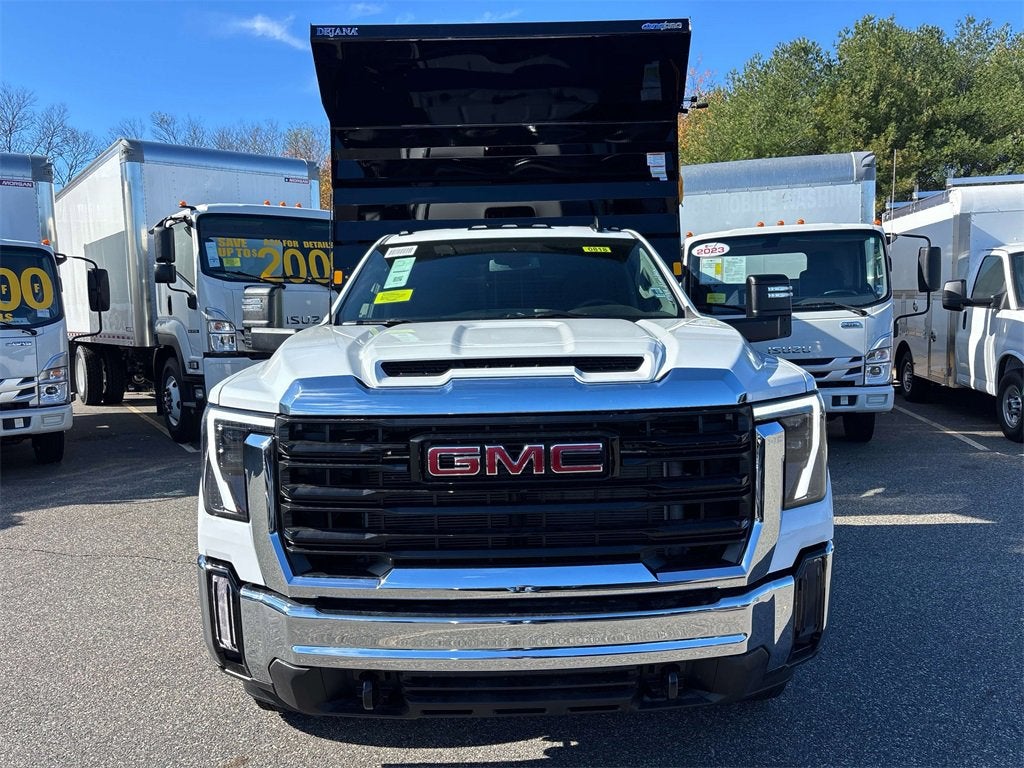 2026 GMC Sierra 3500 HD Chassis Cab Pro