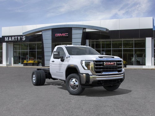 2026 GMC Sierra 3500 HD Chassis Cab Pro