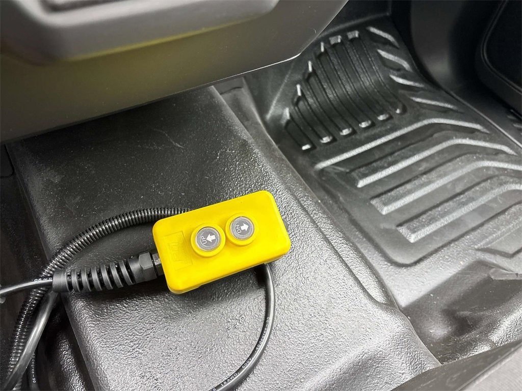 2025 GMC Sierra 3500 HD Chassis Cab Pro