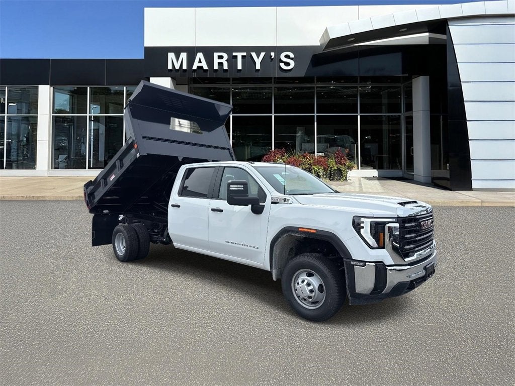 2025 GMC Sierra 3500 HD Chassis Cab Pro