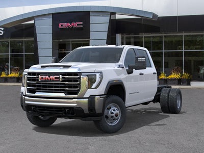 2025 GMC Sierra 3500 HD Chassis Cab Pro