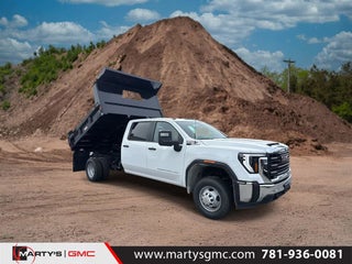2025 GMC Sierra 3500 HD Chassis Cab Pro
