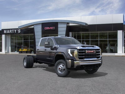 2025 GMC Sierra 3500 HD Chassis Cab Pro