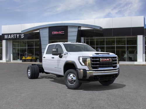 2026 GMC Sierra 3500 HD Chassis Cab Pro