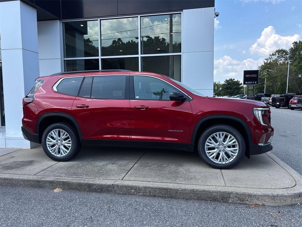 2025 GMC Acadia Elevation