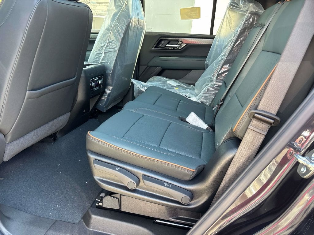2027 GMC Yukon AT4