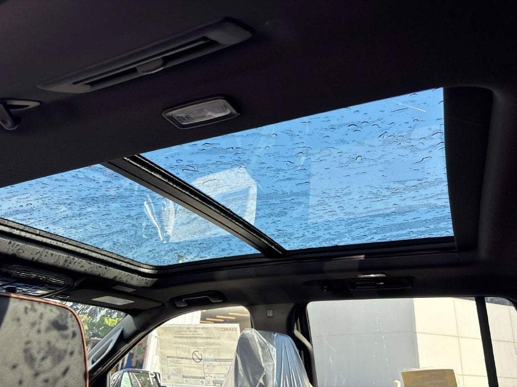 2027 GMC Yukon AT4