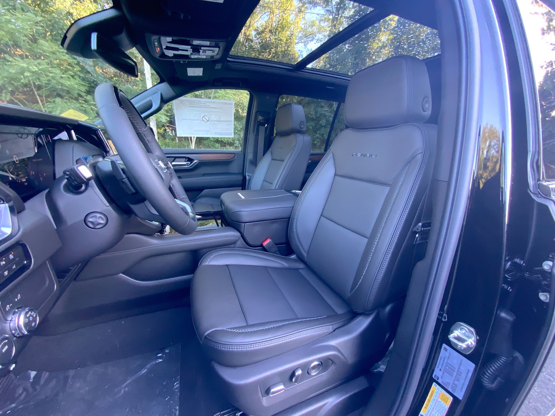 2027 GMC Yukon Denali