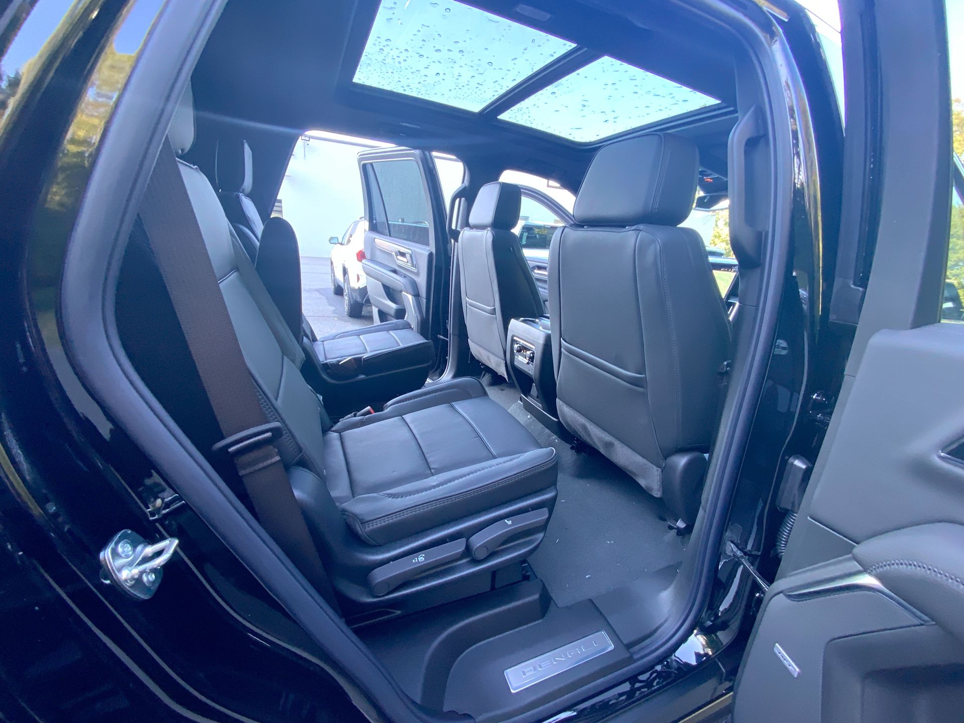 2027 GMC Yukon Denali