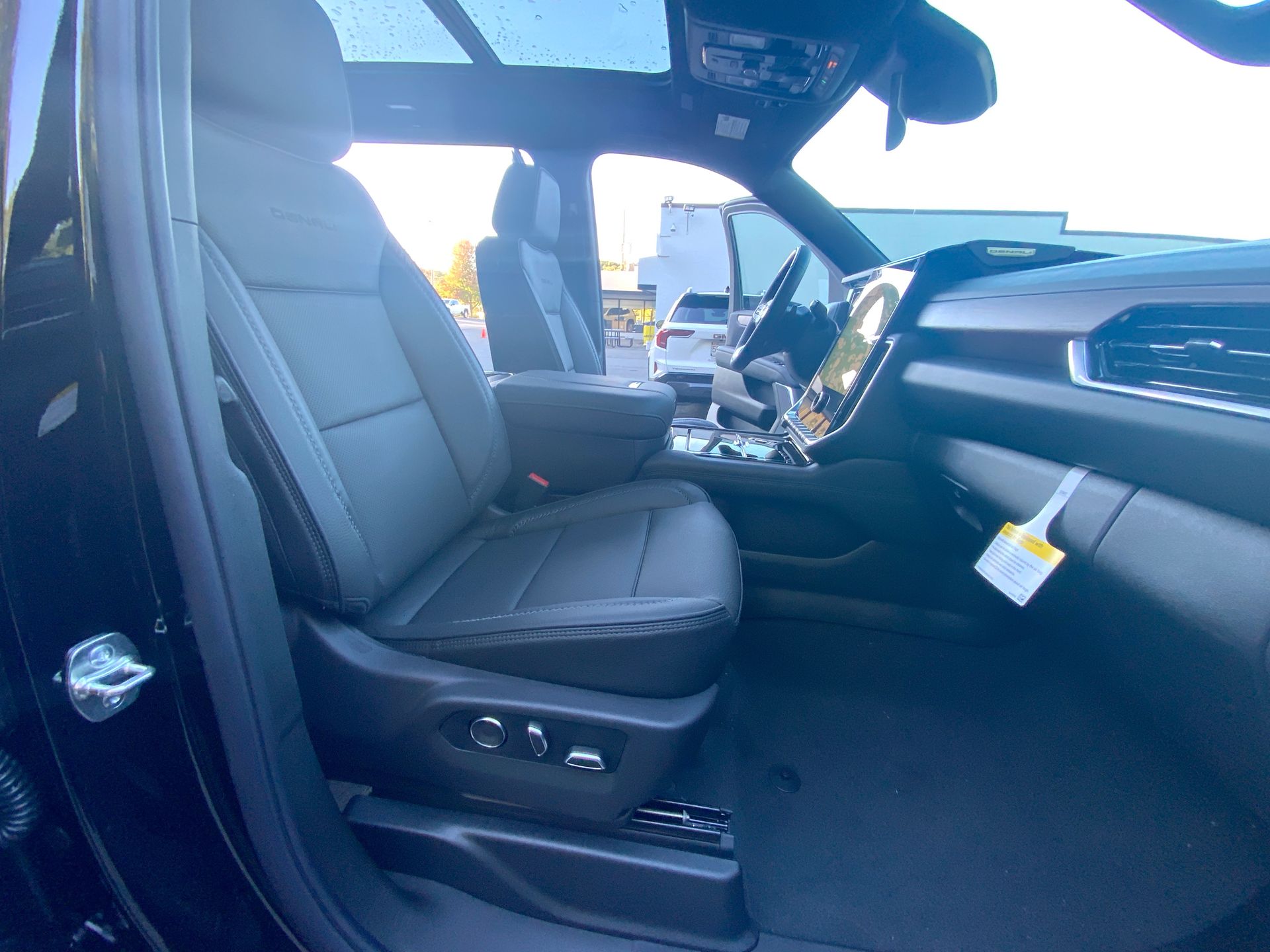 2027 GMC Yukon Denali