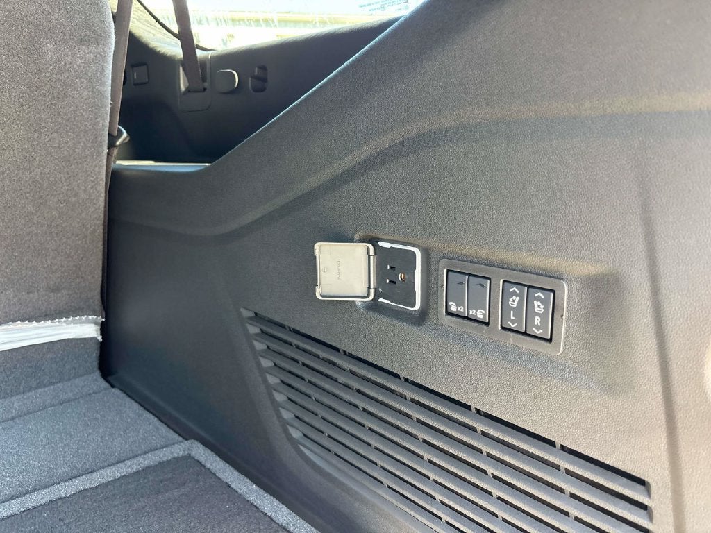 2027 GMC Yukon XL AT4