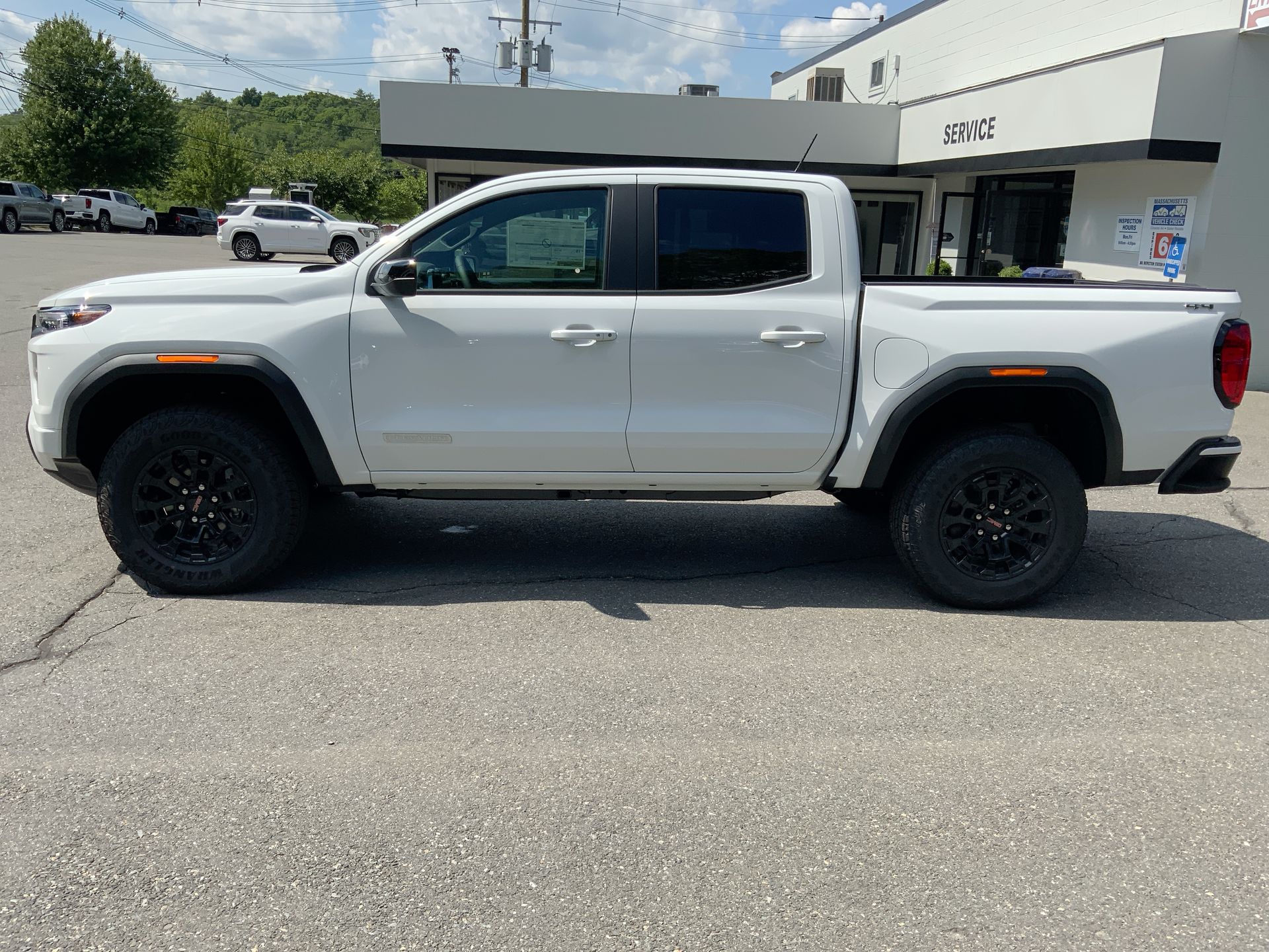 2026 GMC Canyon Elevation