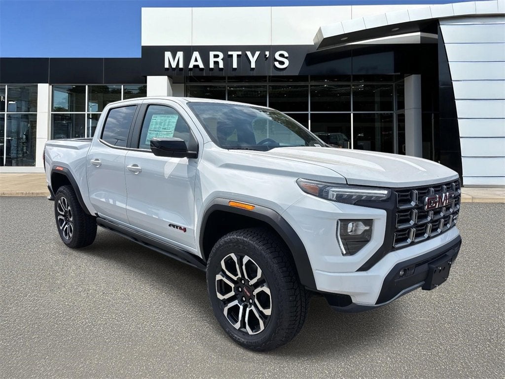 2025 GMC Canyon AT4
