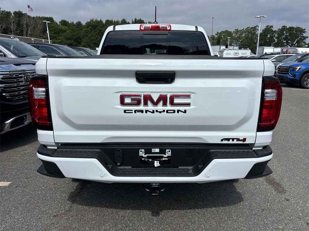 2025 GMC Canyon AT4