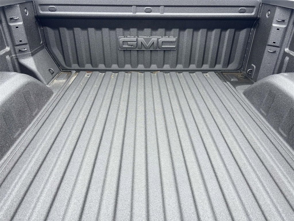 2025 GMC Sierra 1500 SLE