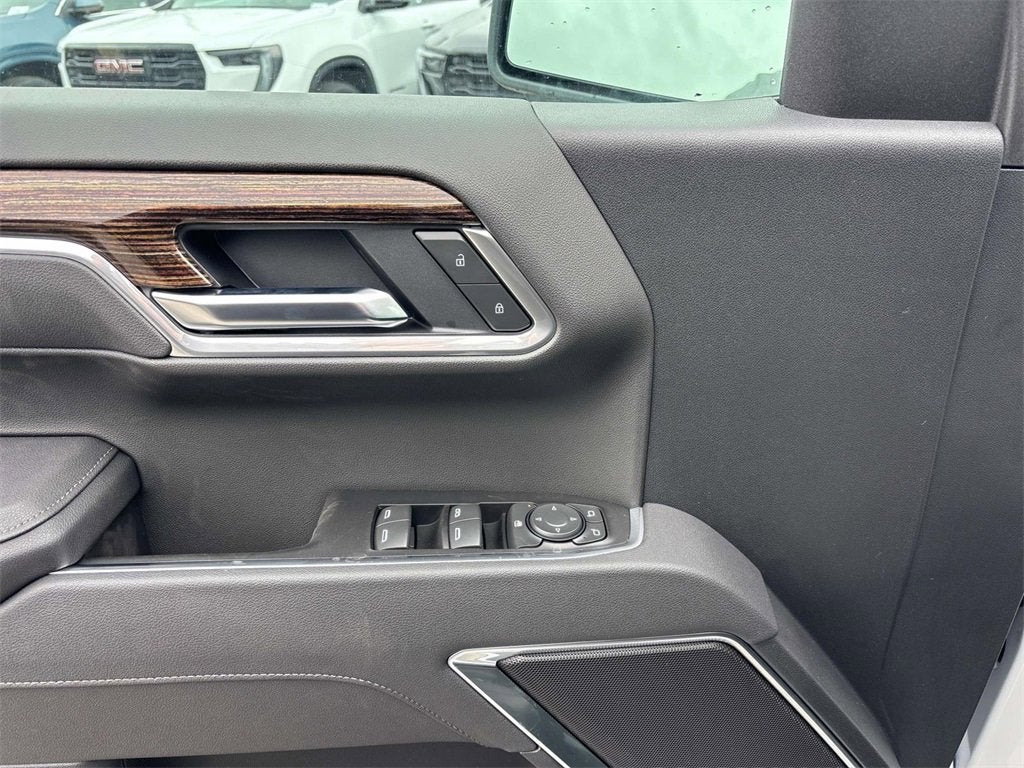 2025 GMC Sierra 1500 SLE