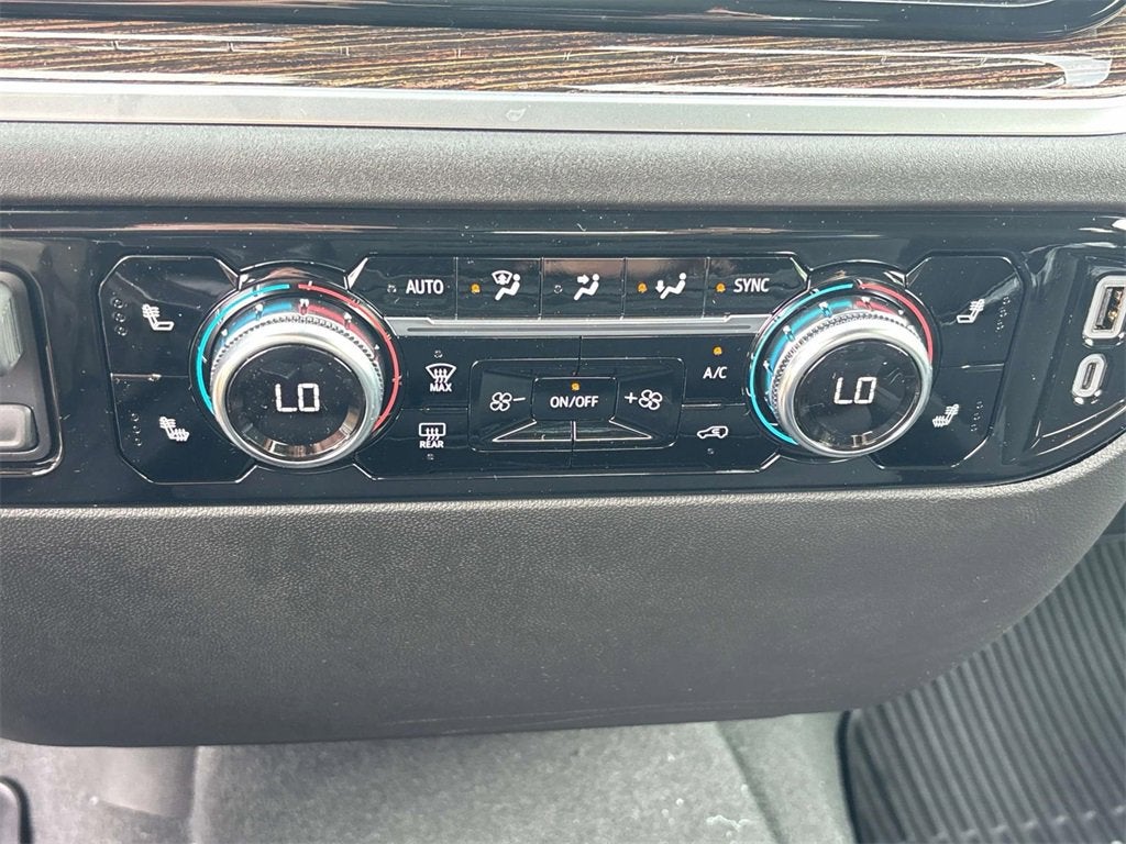 2025 GMC Sierra 1500 SLE