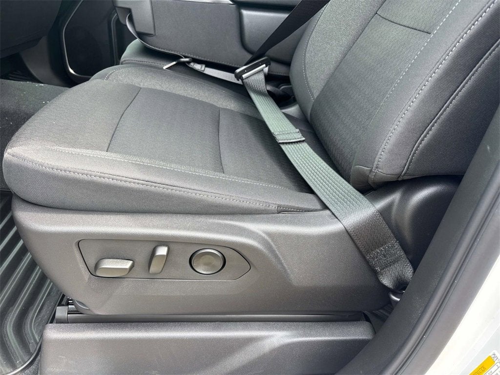 2025 GMC Sierra 1500 SLE