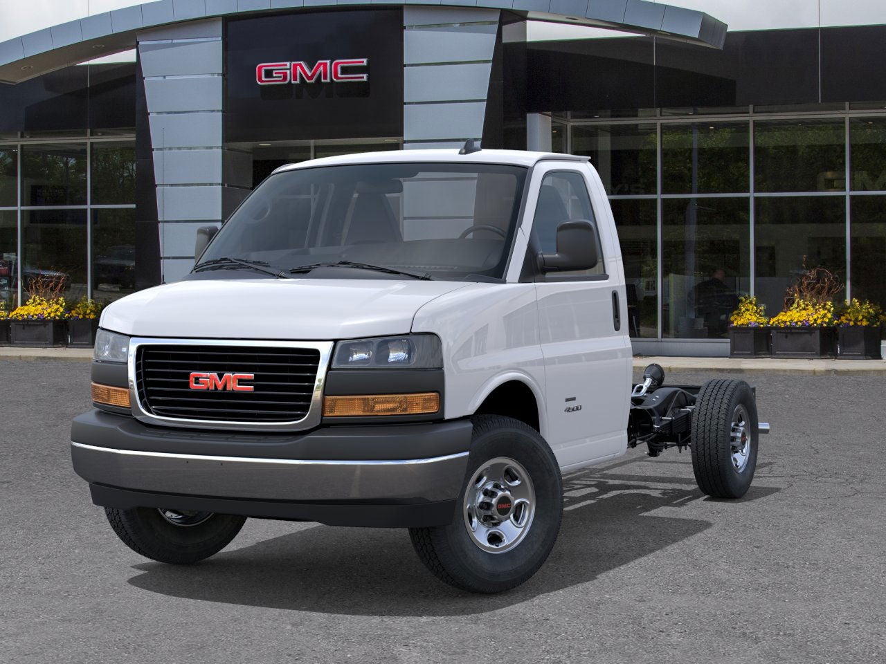 2025 GMC Savana Cutaway 3500 1WT