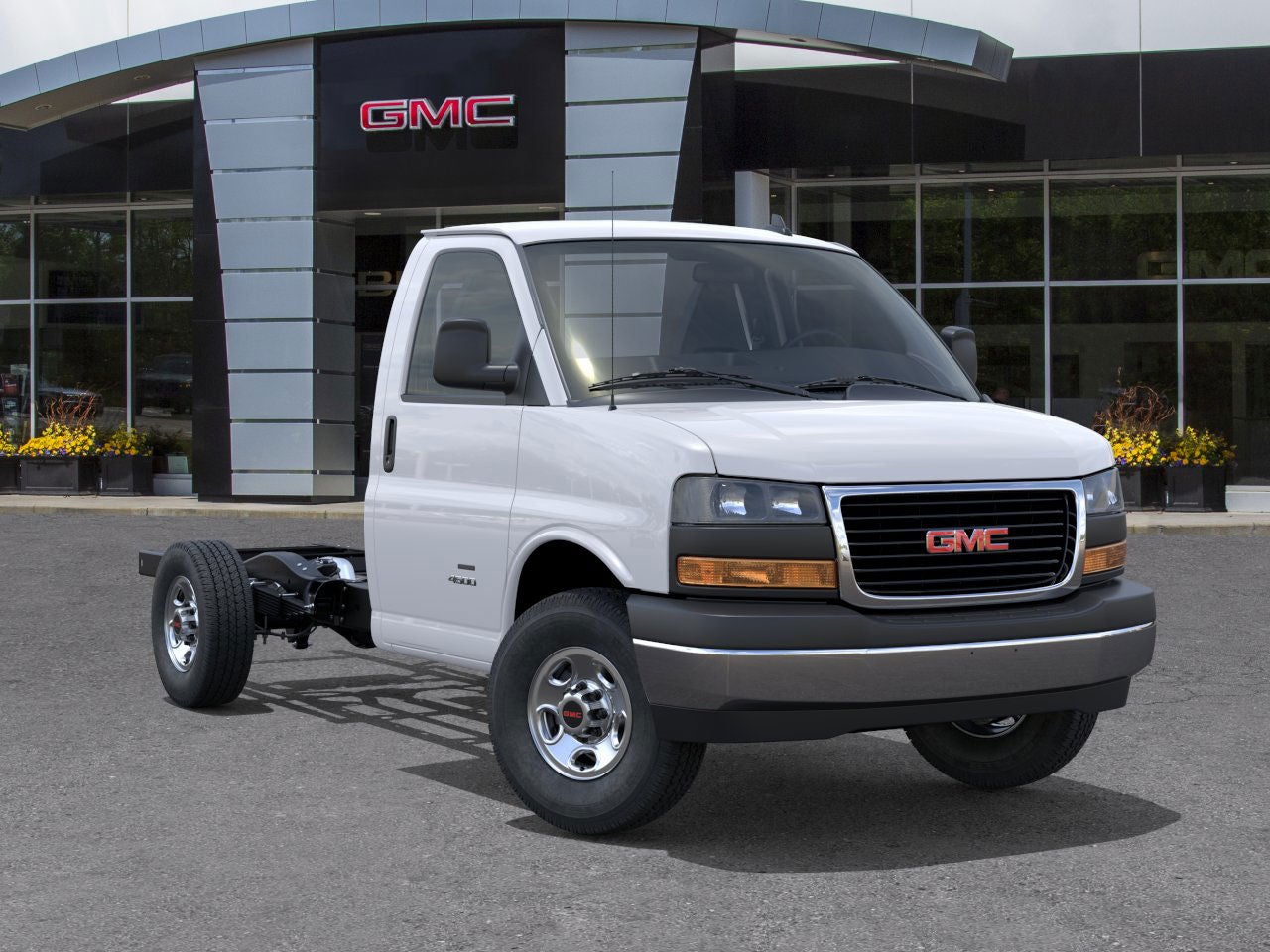 2025 GMC Savana Cutaway 3500 1WT