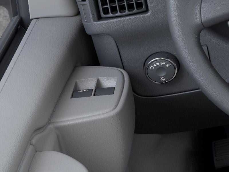 2025 GMC Savana Cutaway 3500 1WT