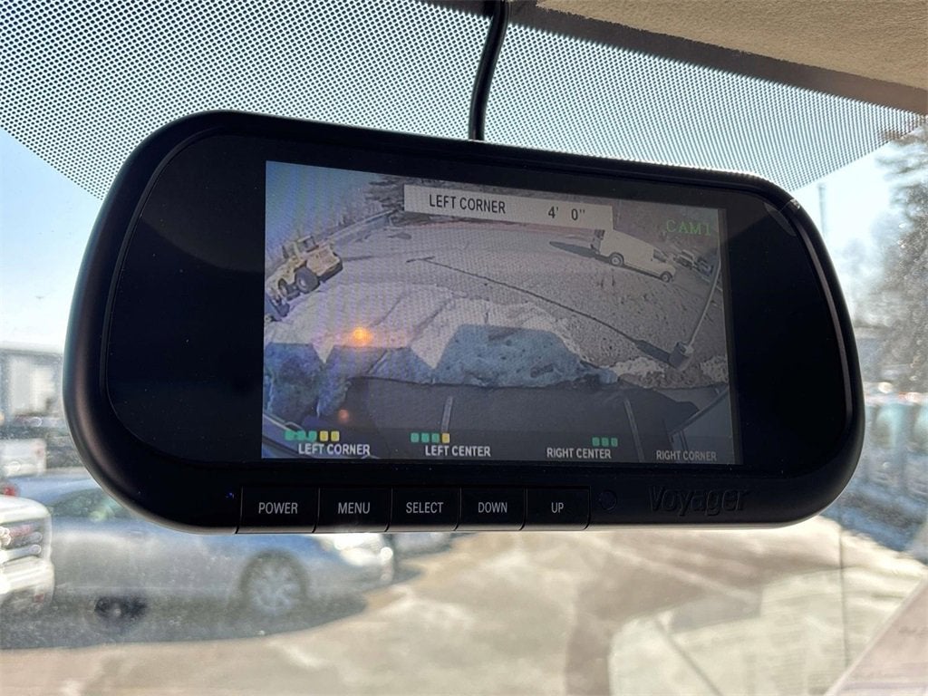 2025 GMC Savana Cutaway 3500 1WT