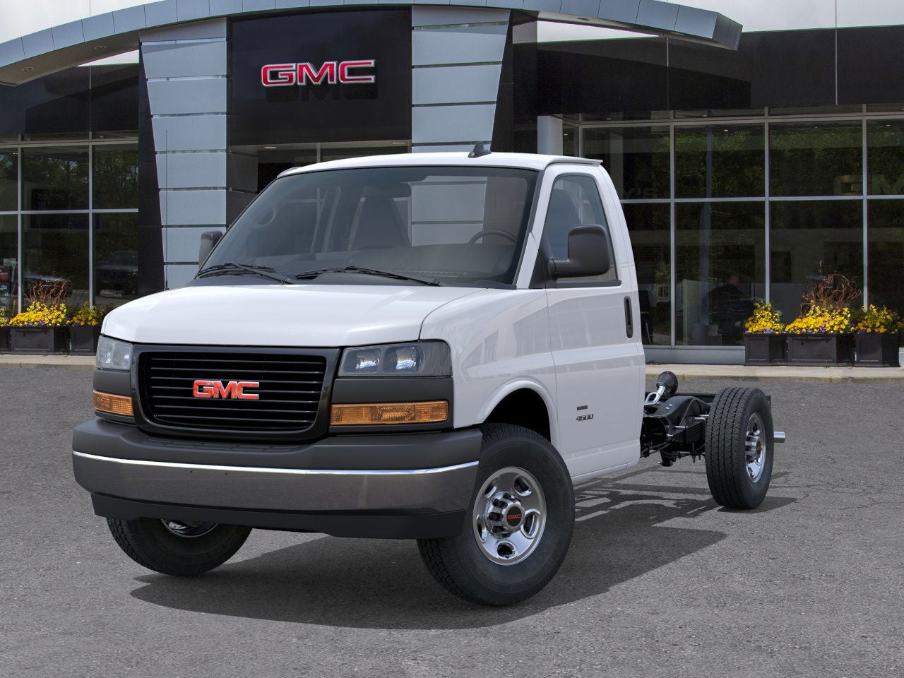 2025 GMC Savana Cutaway 3500 1WT
