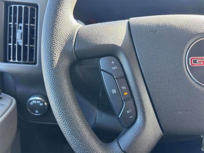 2025 GMC Savana Cutaway 3500 1WT