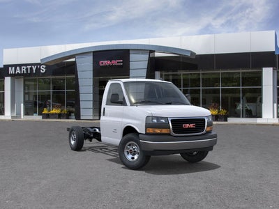2026 GMC Savana Cutaway 3500 1WT