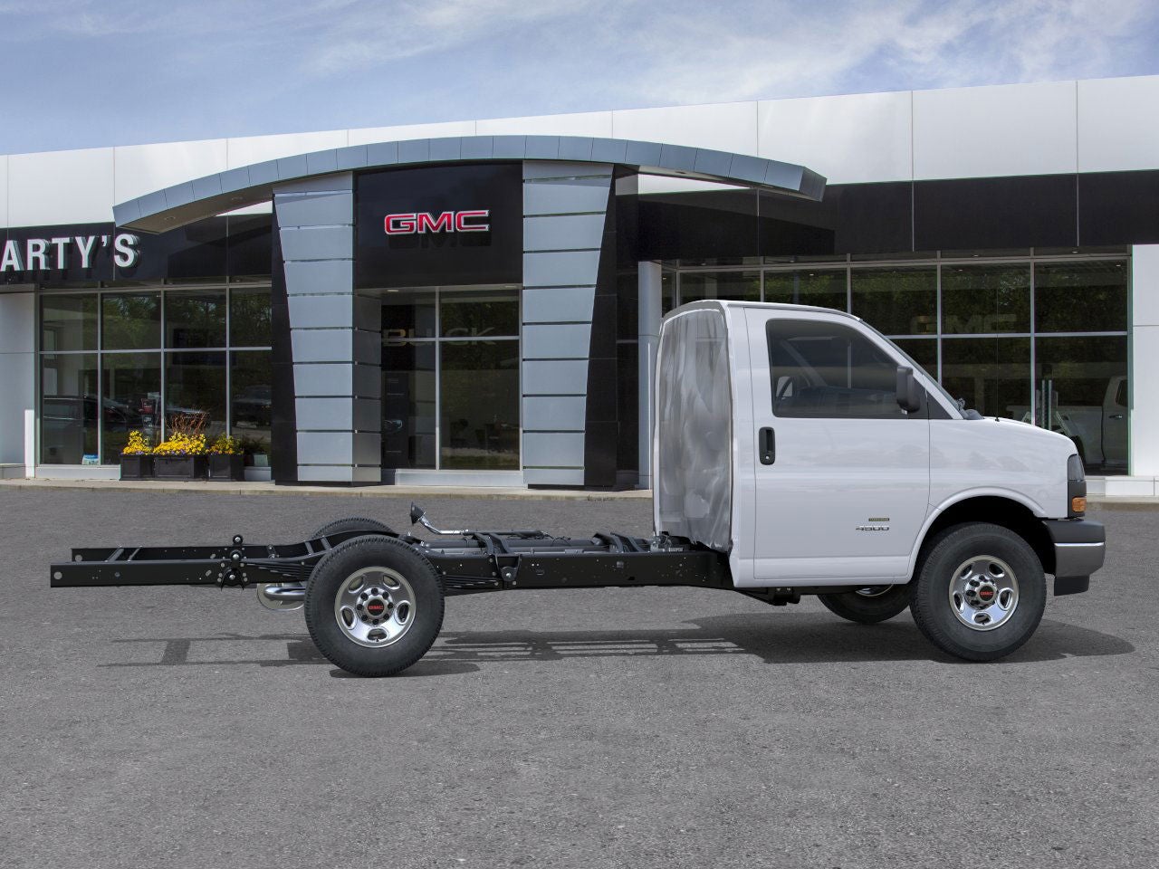 2026 GMC Savana Cutaway 3500 1WT