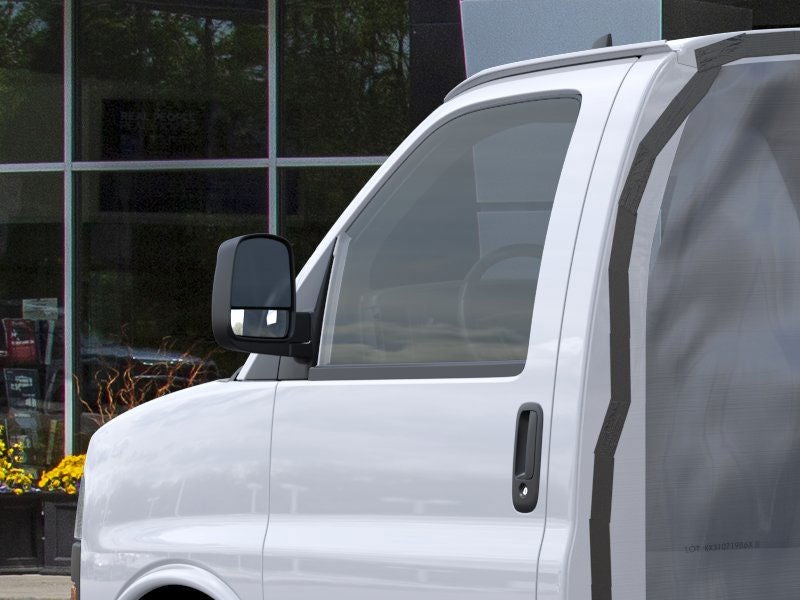 2026 GMC Savana Cutaway 3500 1WT