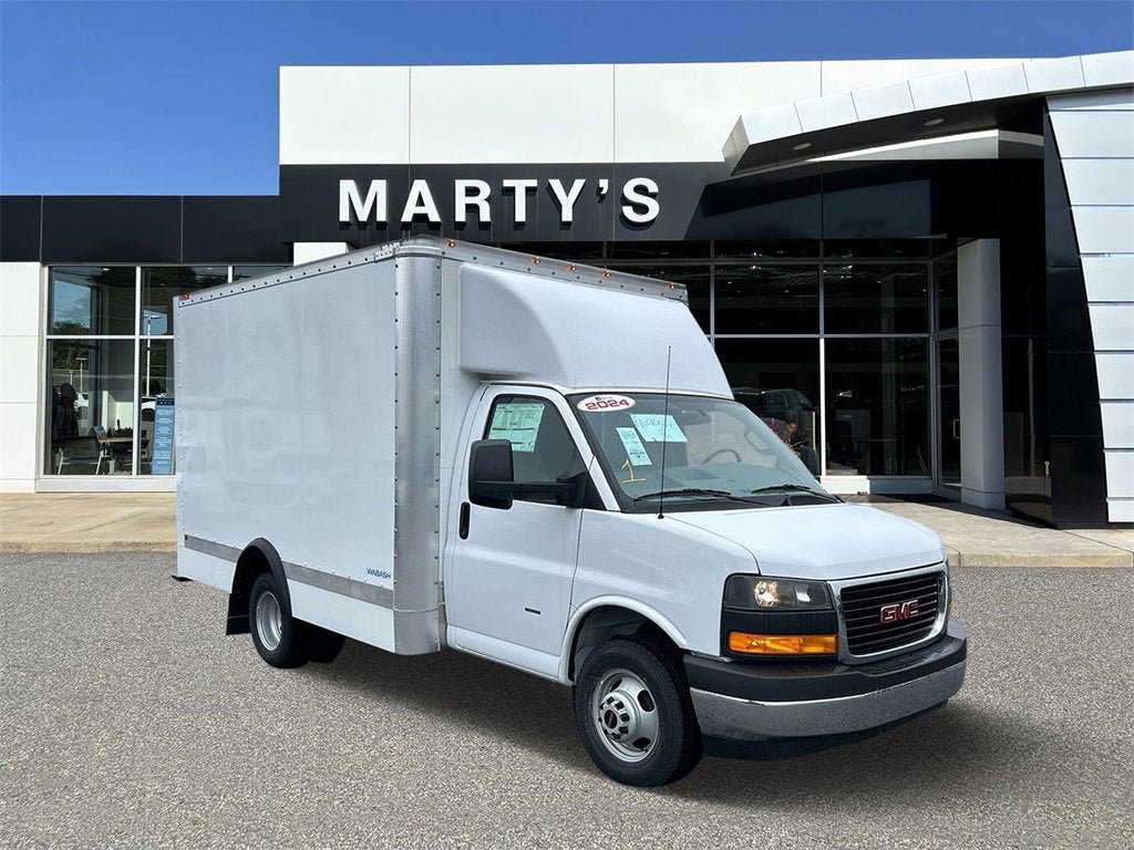 2024 GMC Savana Cutaway 3500 1WT