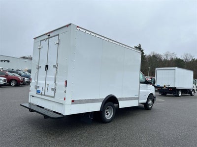 2024 GMC Savana Cutaway 3500 1WT