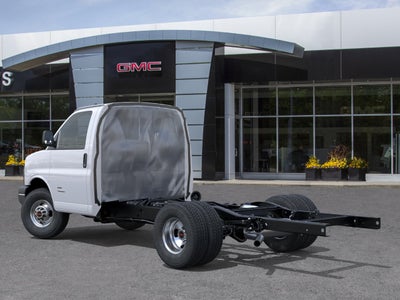 2026 GMC Savana Cutaway 3500 1WT