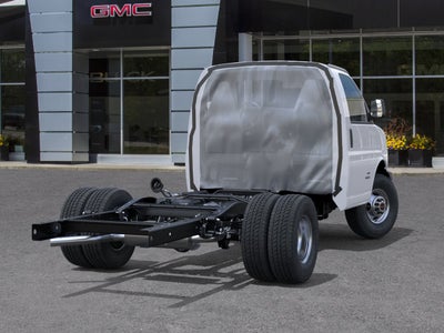 2026 GMC Savana Cutaway 3500 1WT