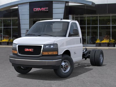 2026 GMC Savana Cutaway 3500 1WT