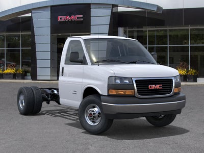 2026 GMC Savana Cutaway 3500 1WT