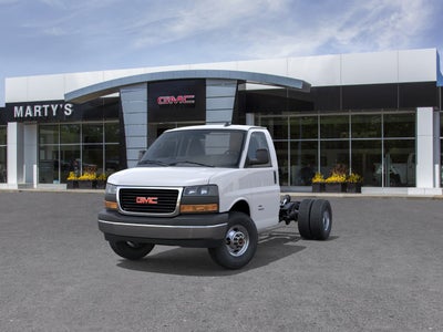 2026 GMC Savana Cutaway 3500 1WT