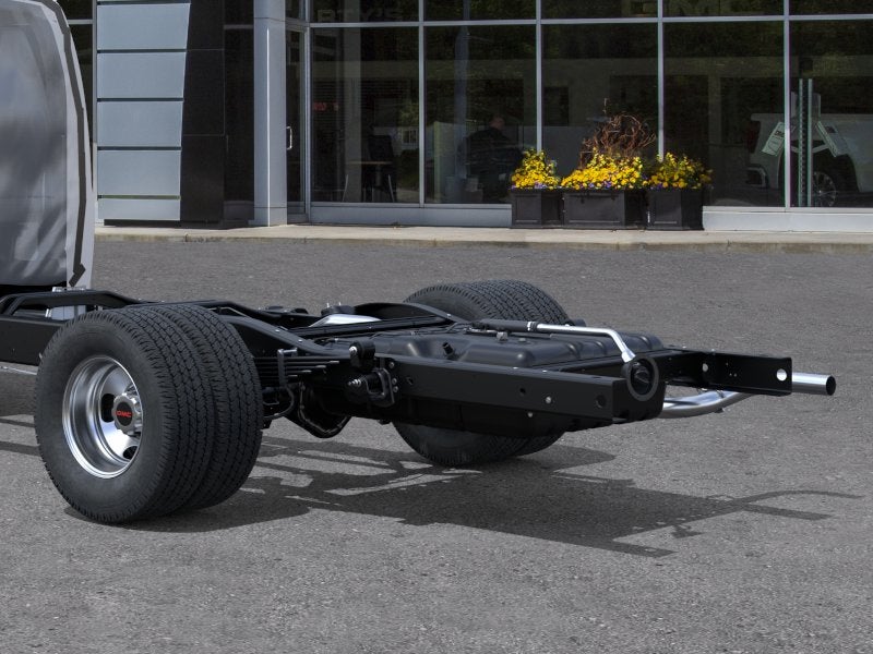 2026 GMC Savana Cutaway 3500 1WT