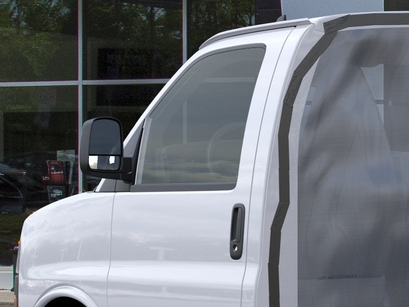 2026 GMC Savana Cutaway 3500 1WT