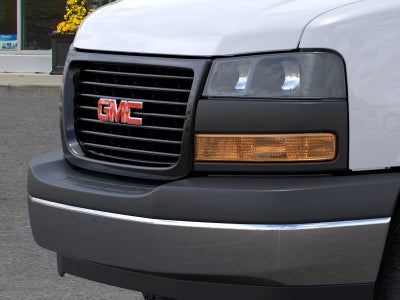 2026 GMC Savana Cutaway 3500 1WT