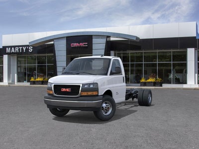 2025 GMC Savana Cutaway 4500 2WT